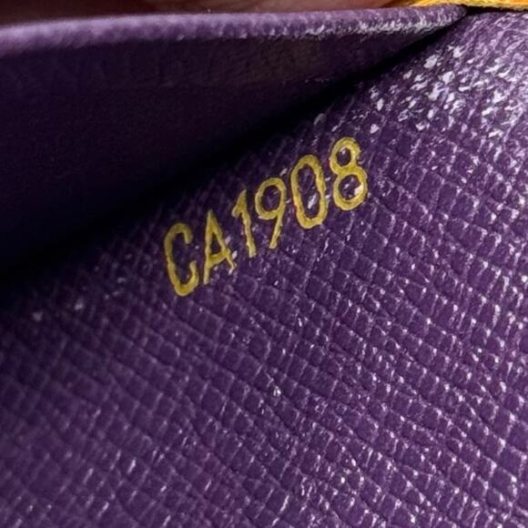 Louis Vuitton Yellow Bifold Wallet - Picture 8 of 11